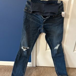 NWT Full panel maternity jeans